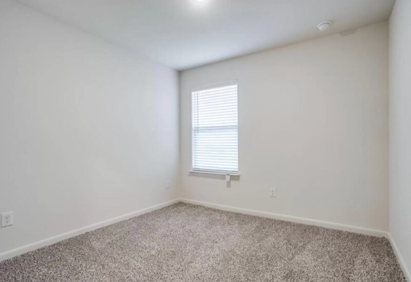 Building Photo - 203 Marsh Ln