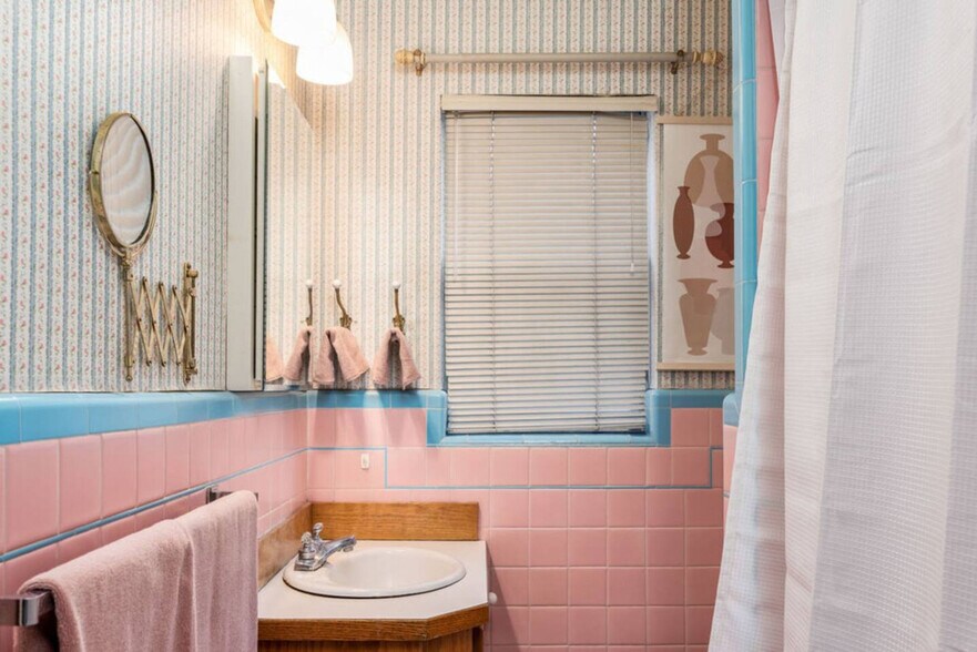 Building Photo - 3410 S 2700 E