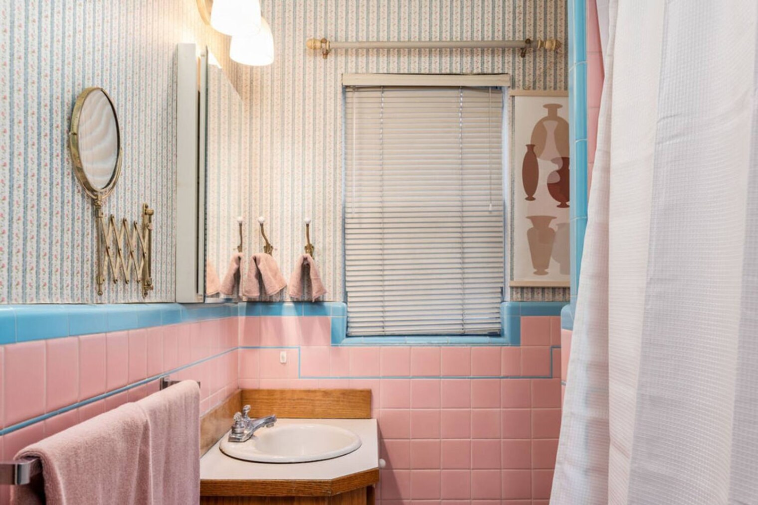 Building Photo - 3410 S 2700 E