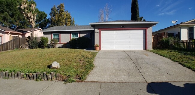 Primary Photo - Remodeled 3 bedroom, 1 bath home