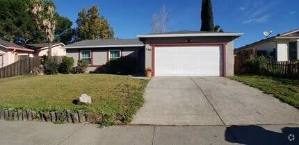 Building Photo - Freshly remodeled 3 bedroom, 1 bath home