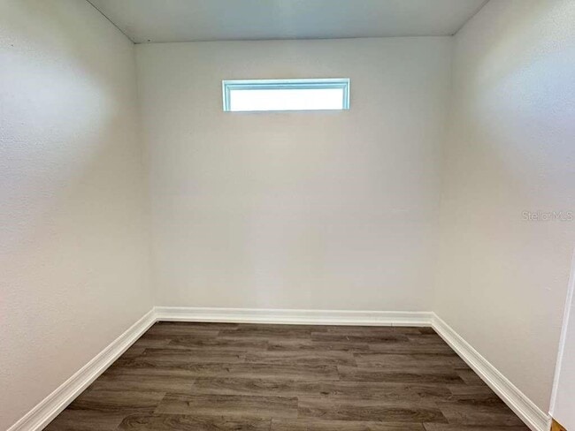 Building Photo - 15024 Stuttgart Aly