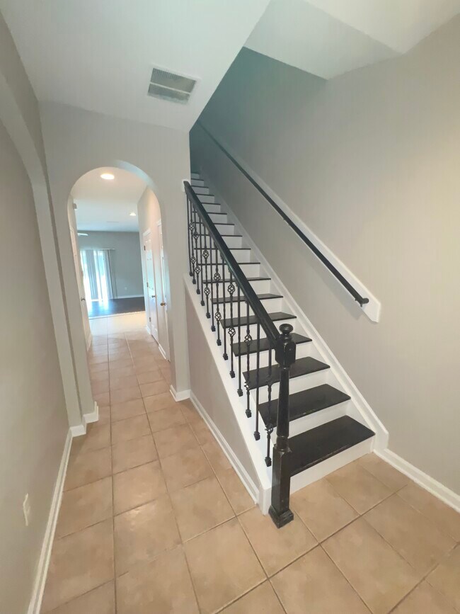 Building Photo - Emerald Preserve Townhome