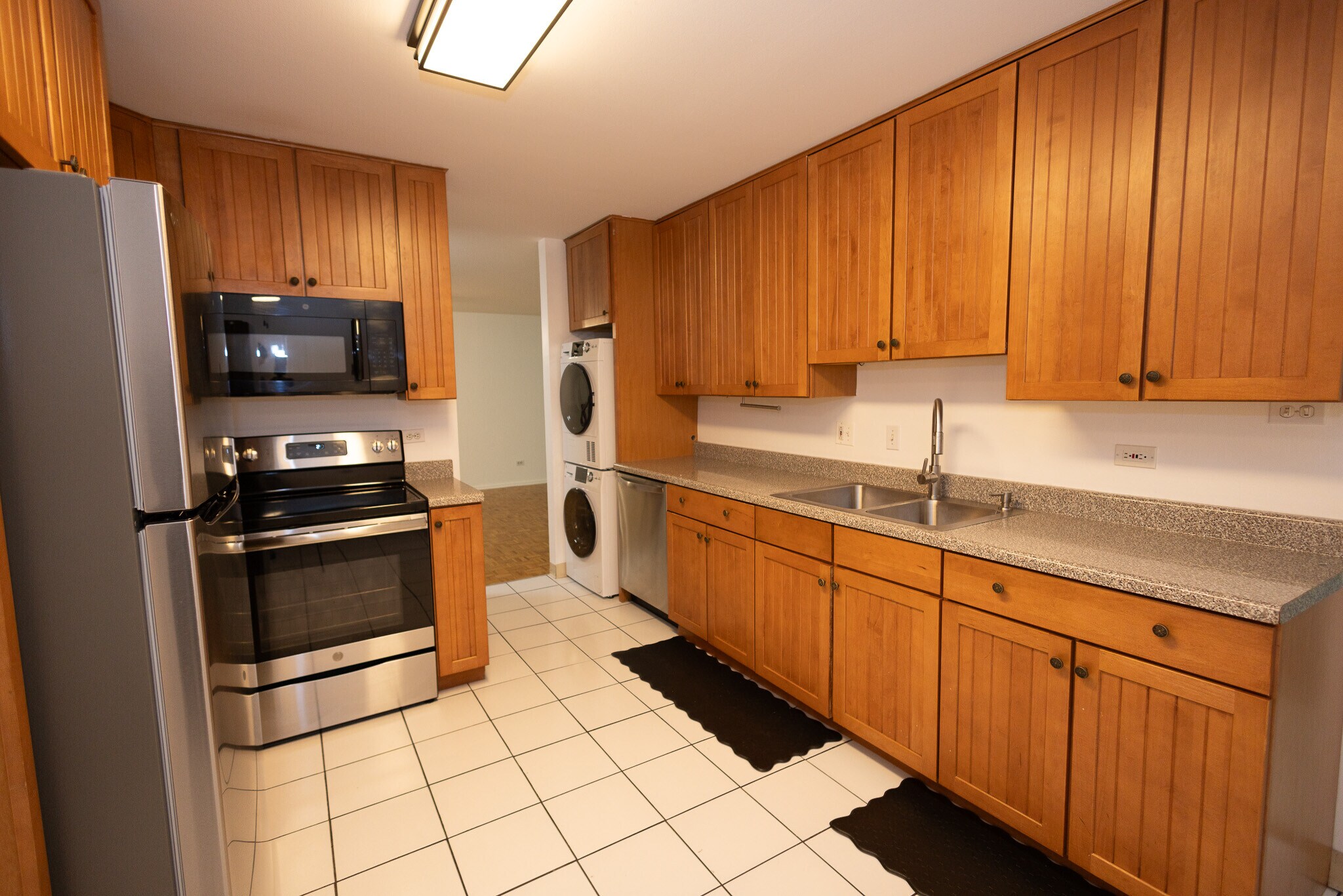 Building Photo - 930 Beau Dr
