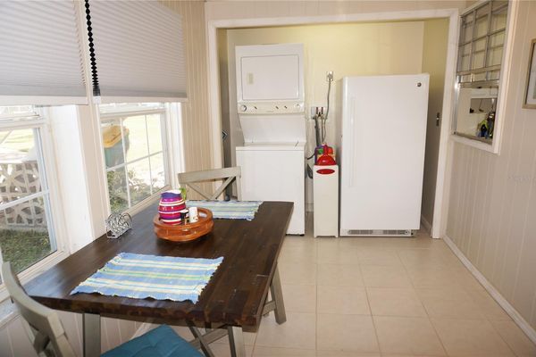 Building Photo - 4158 Tamiami Trl