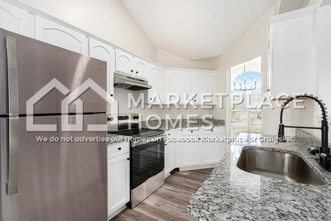 Building Photo - 237 Autumn Ridge Dr