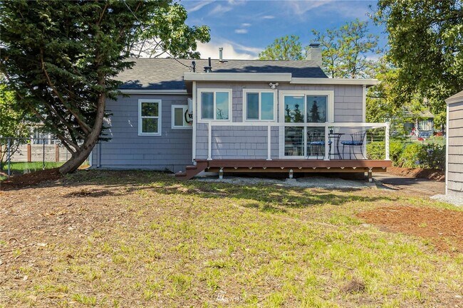 Building Photo - Great Location! 2bd, 1bath House in Tacoma!