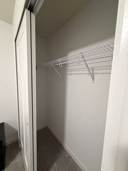 Building Photo - 10604 Heron Ave S