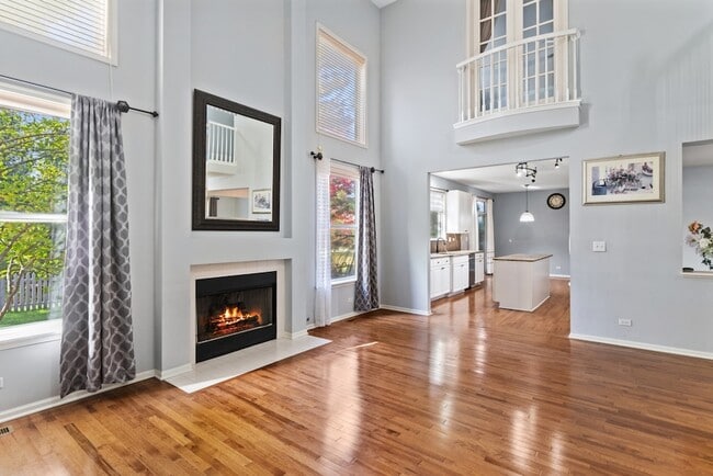 Building Photo - 1534 S Falcon Dr