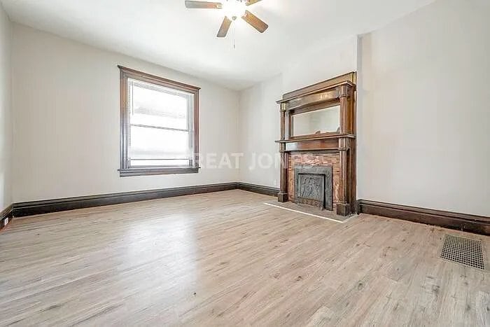 Building Photo - 5441 Enright Ave