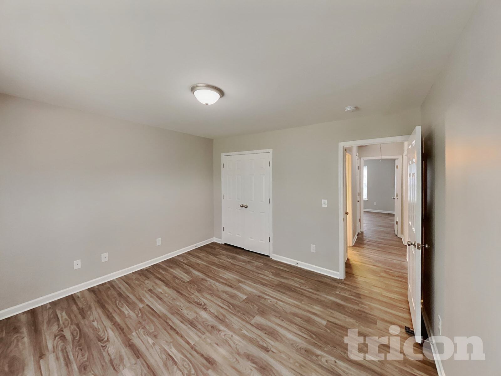 Building Photo - 614 Walnut Crossing Dr