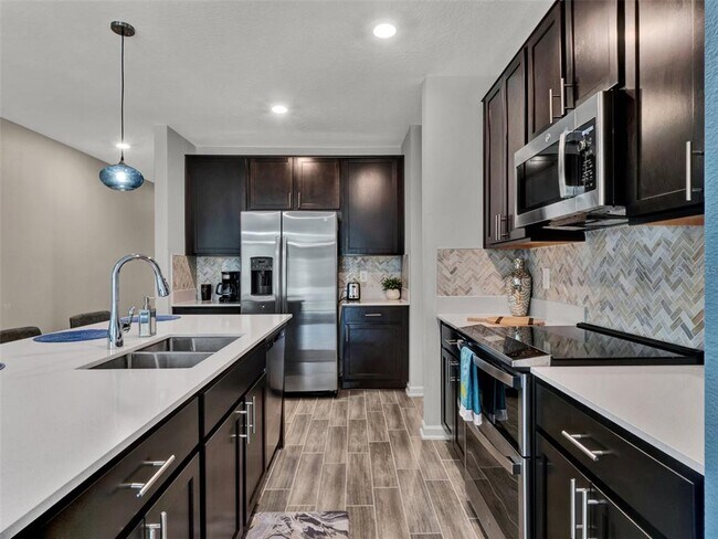 Building Photo - 462 Cool Summer Ln