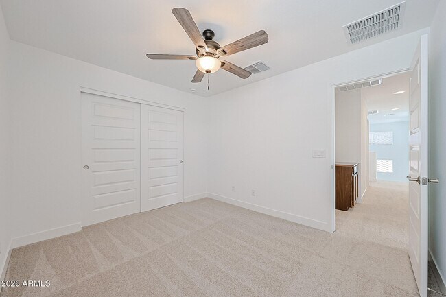 Building Photo - 14792 W Smoketree Dr