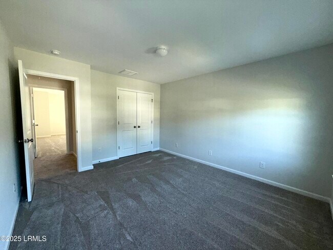 Building Photo - 1069 S Innovation Dr