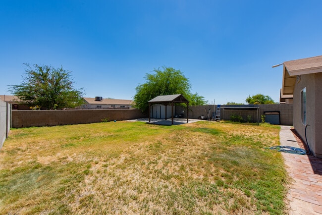Building Photo - 8845 E 38th Pl