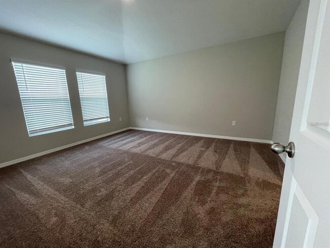 Building Photo - 4135 Gerbera Daisy Ave