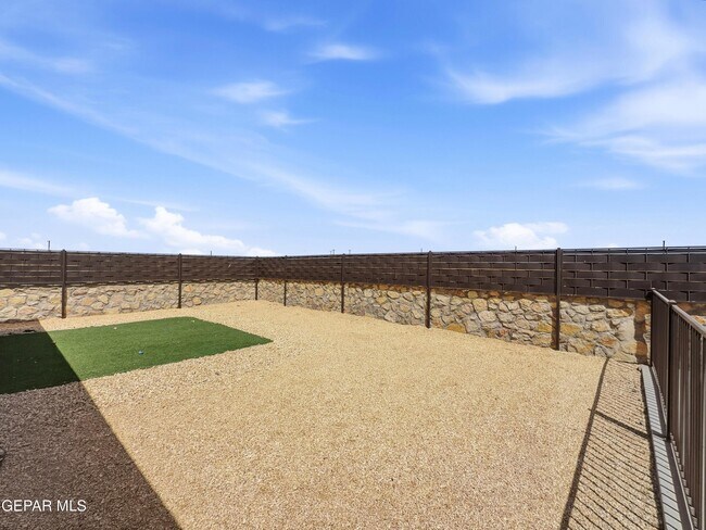 Building Photo - 1664 Sam Dominguez