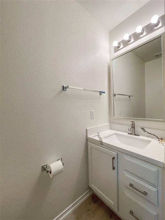 Building Photo - 6708 Cornish Hen Ln