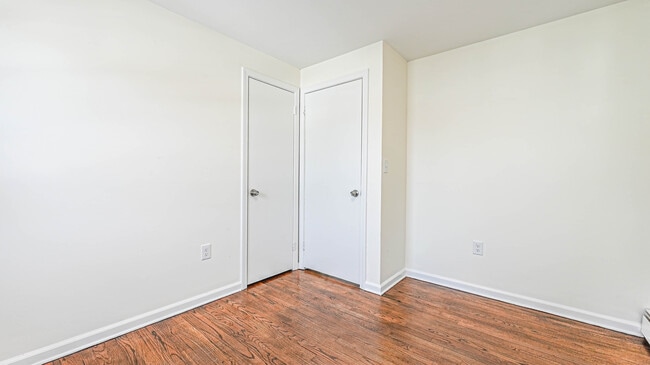 Building Photo - 46 Millis St