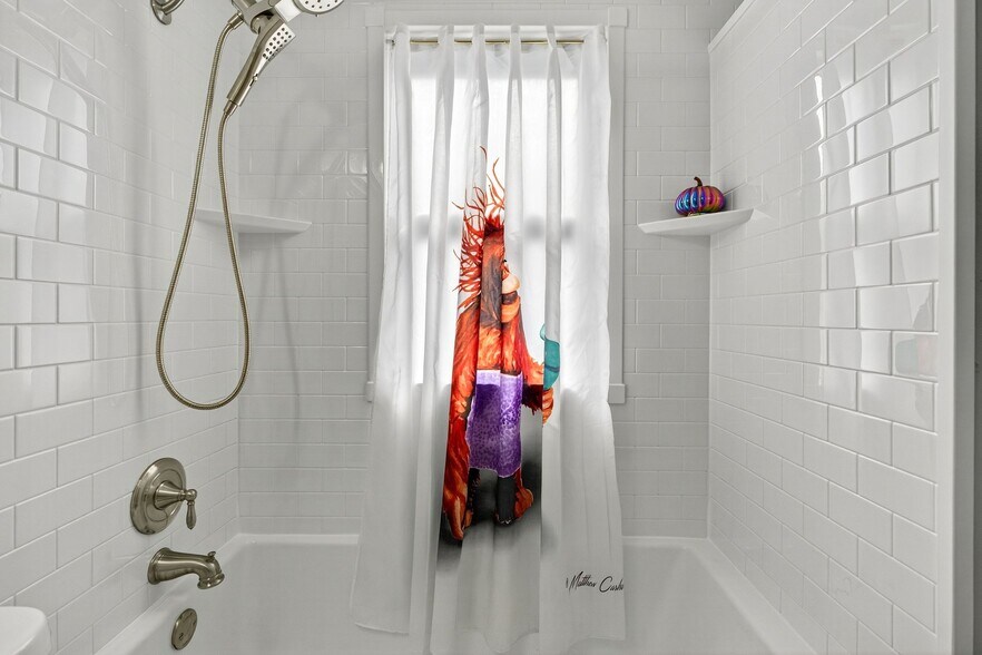 Main Floor Full Bathroom with Brand New Sink, Faucet, and Showerhead - 4429 S Hills Dr