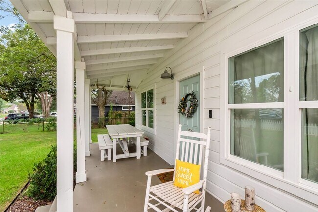Building Photo - Special Home in Pinehurst