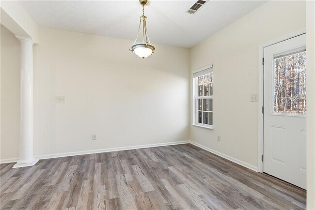Building Photo - 2913 Greyhawk Ln