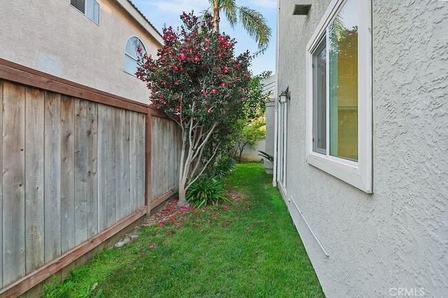 Building Photo - 24722 Via Carlos