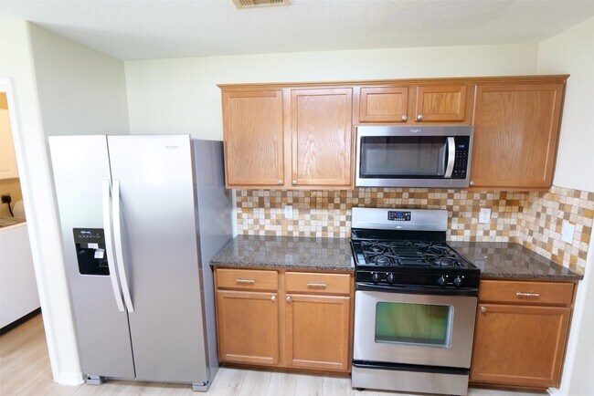 Building Photo - 24731 Cobble Canyon Ln