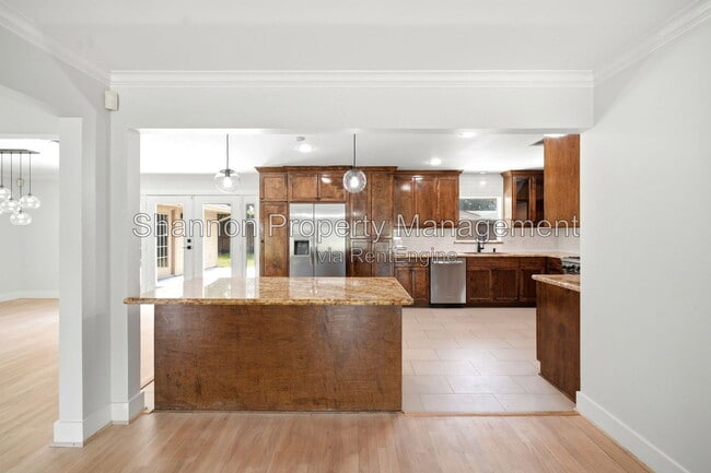Building Photo - 2602 Tannehill Dr