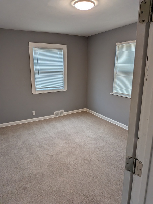 Building Photo - 5 W 73rd St