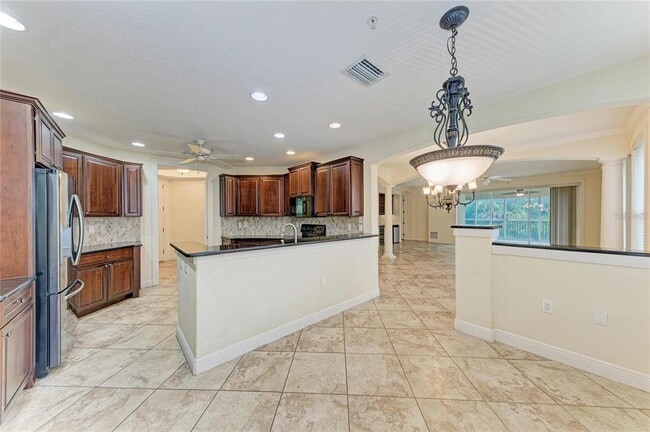 Building Photo - 5200 Manorwood Dr