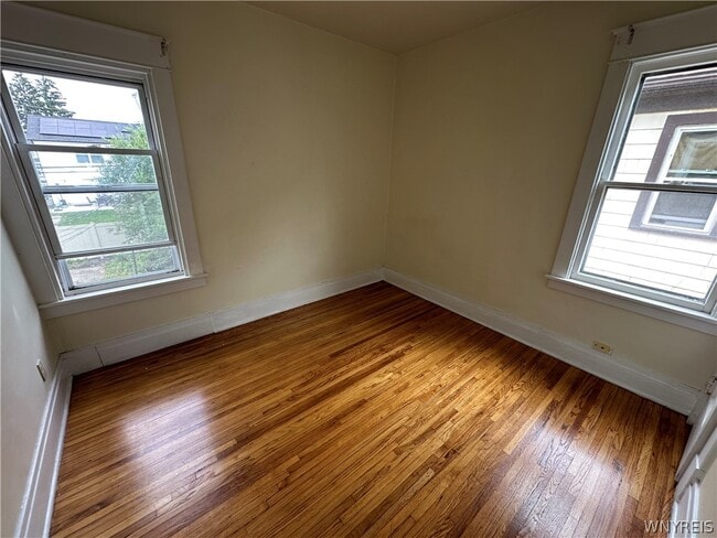 Building Photo - 394 Taunton Pl
