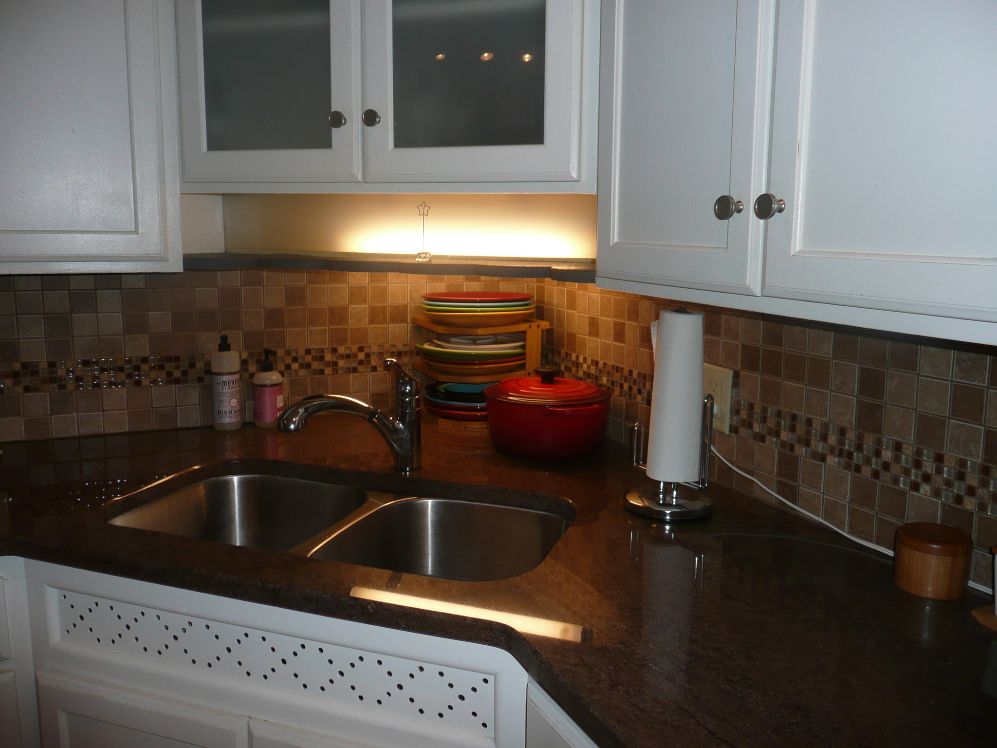 Kitchen - 632 N Superior St