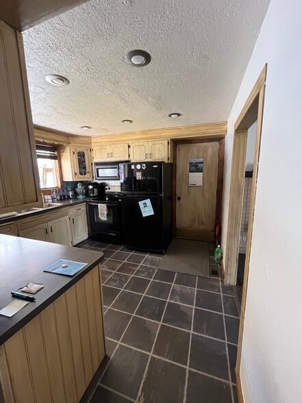 Building Photo - 697 N 1020 E