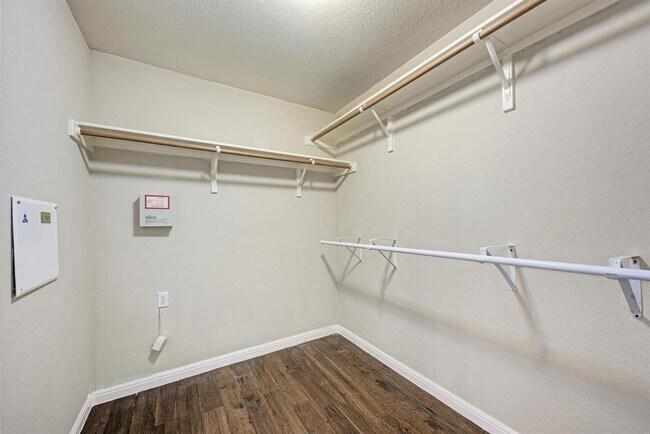 Building Photo - 11128 Sandstone Trail