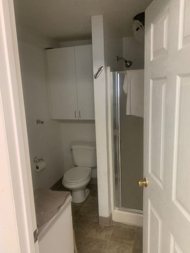 Building Photo - $2,350 - Corner Lot 3-Bedrooms, 2-Baths Home, Ready For Lease!