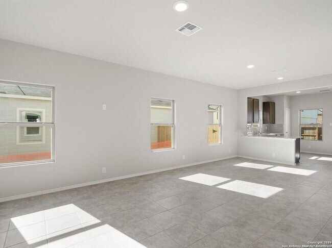 Building Photo - 2428 Dino Dr