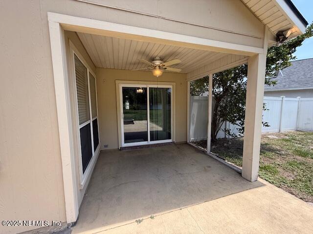 Building Photo - 830 LILAC S Loop