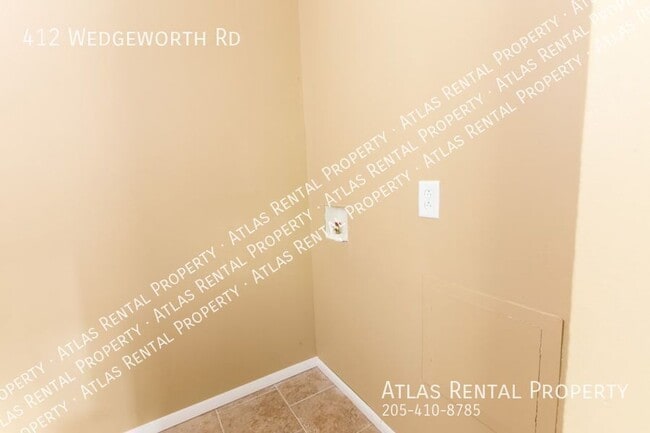 Building Photo - 412 Wedgeworth Rd