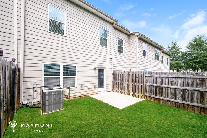Building Photo - 2716 Avanti Way
