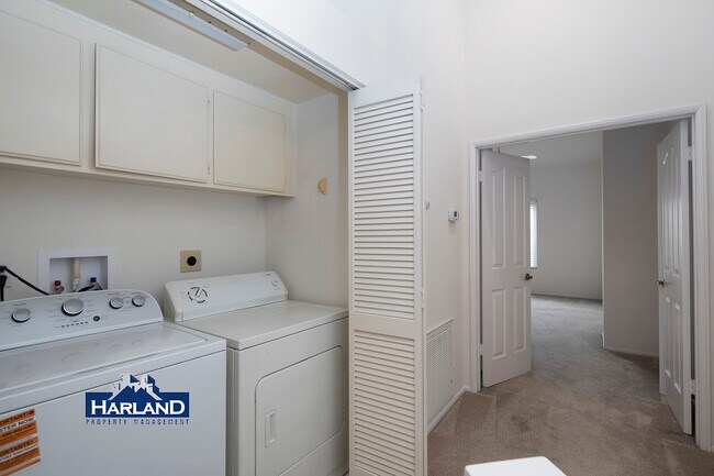 Building Photo - 7110 Calabria Ct