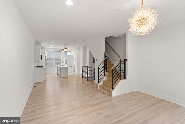 Building Photo - 1862 Michael Faraday Dr.