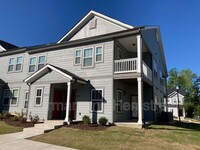 Building Photo - 2014 Lotus Dr