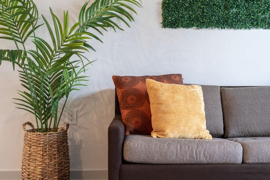 Building Photo - 14533 Star Water Rd