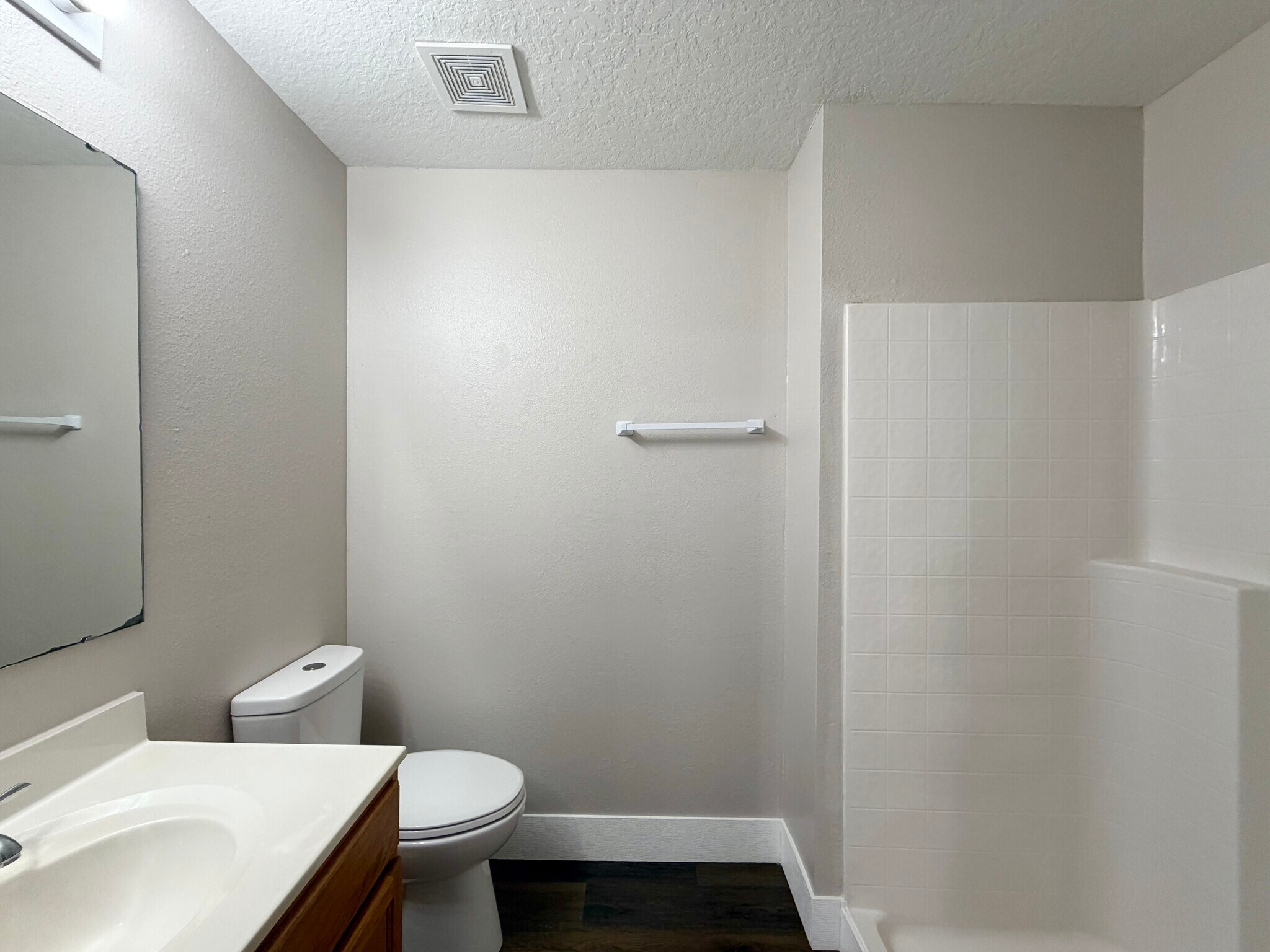Building Photo - 47 Sawfish Ct