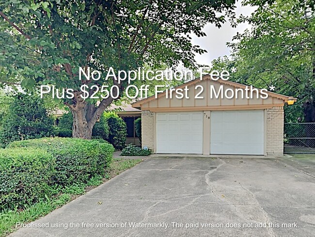 Primary Photo - No Application Fee* Plus $250 Off First 2 ...