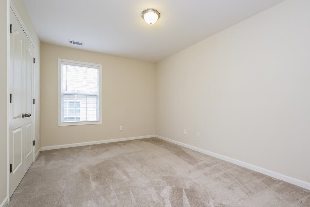 Building Photo - 2140 Copper Trail Ln NE