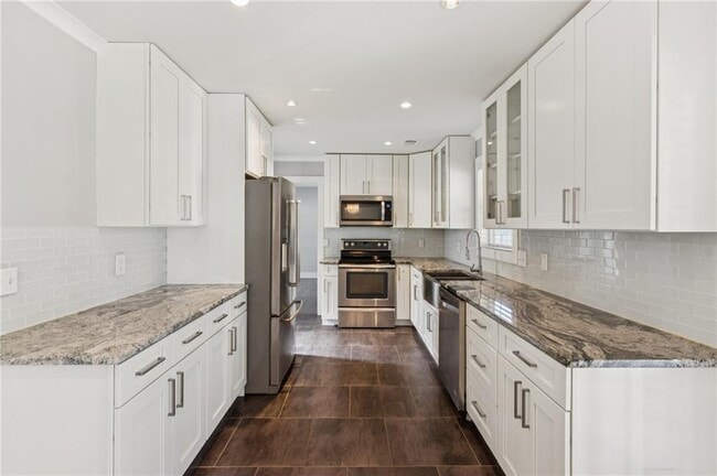 Building Photo - 2275 Eagle Pointe Ct NW