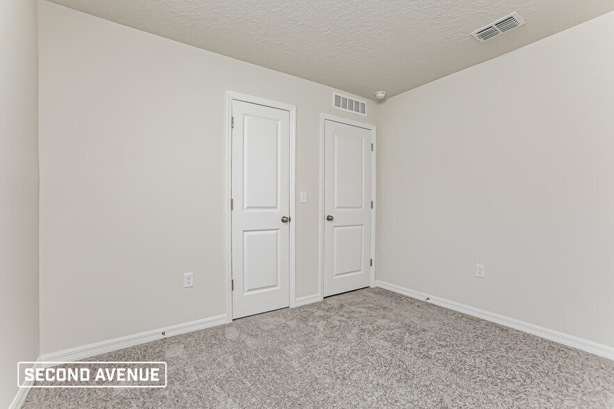 Building Photo - 11797 W Shenandoah Way
