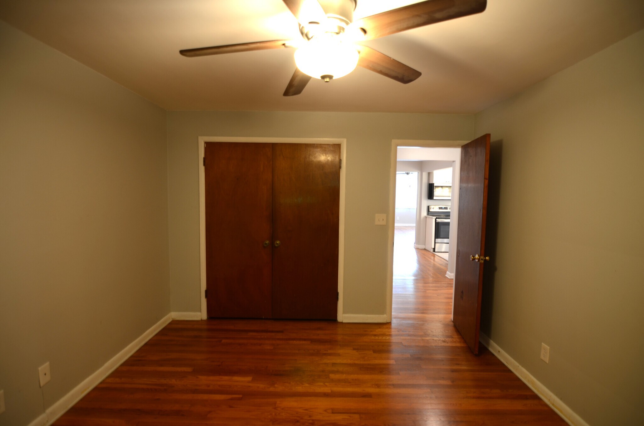 Building Photo - 5850 Robison Rd